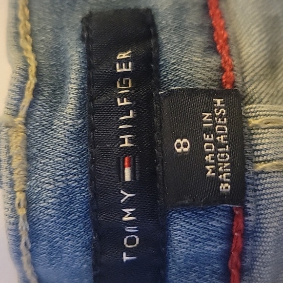 Tommy Hilfiger Women's Blue Denim Shorts, Size: 8 - Picture 3 of 11